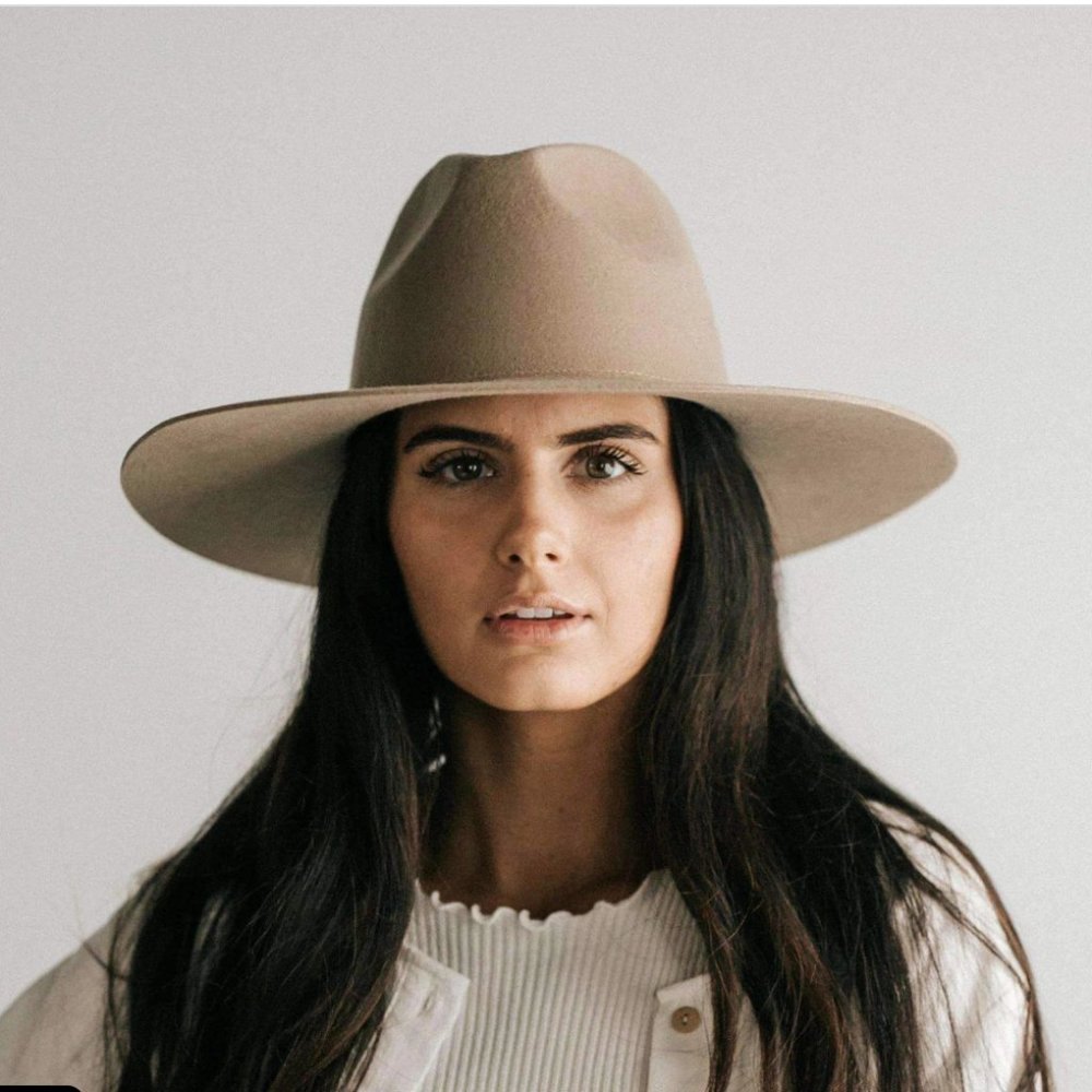 GIGI PIP Wide-Brim Wool Fedora in Taupe